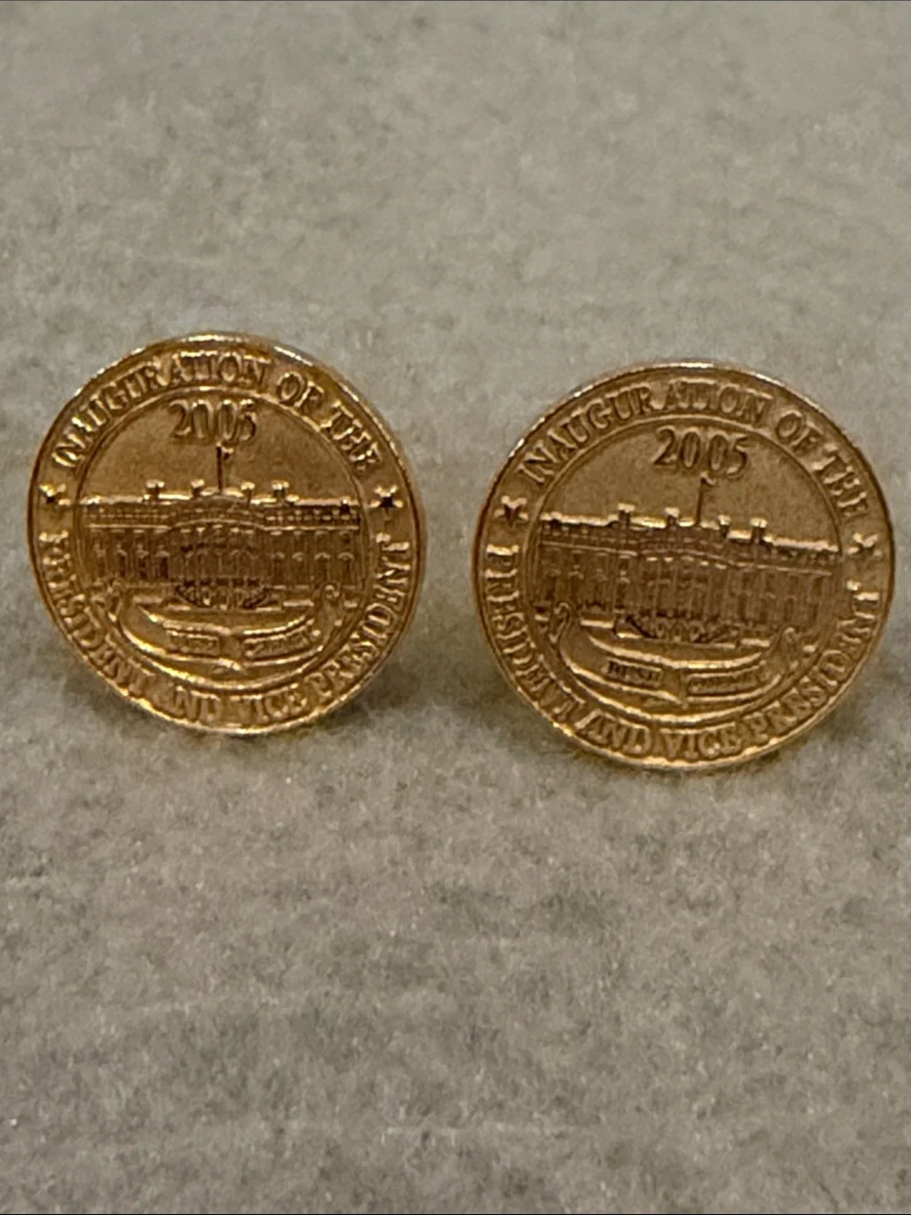 Gold-Tone Commemorative Coin Cufflinks - 2005 Inauguration US President